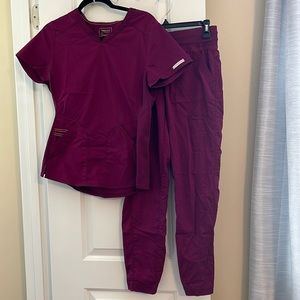 Cherokee Revolution Scrub Set- Wine